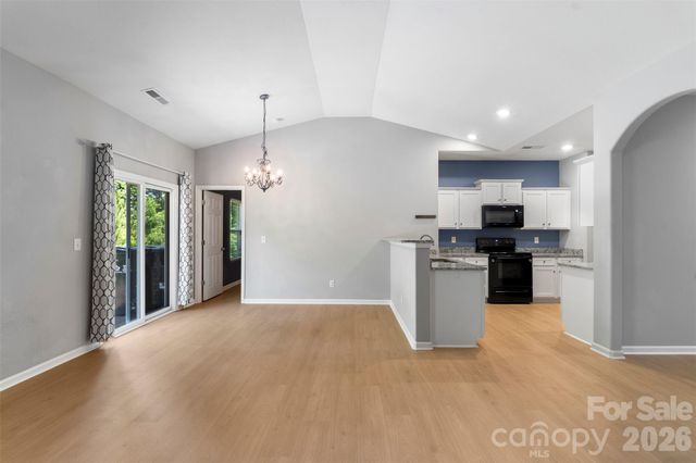 7318 Cuddington Drive, Charlotte, NC 28215