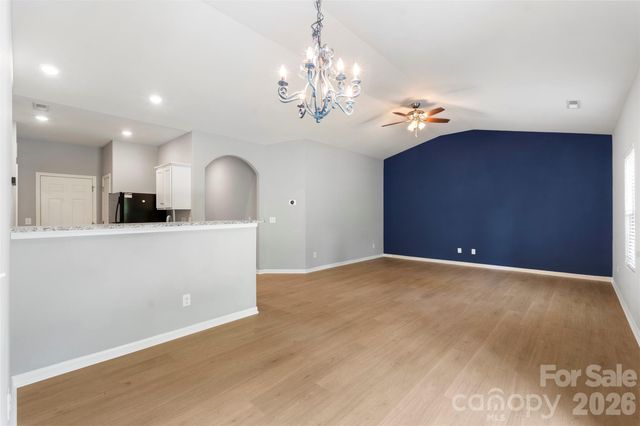 7318 Cuddington Drive, Charlotte, NC 28215