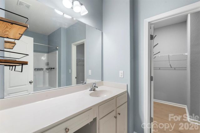 7318 Cuddington Drive, Charlotte, NC 28215