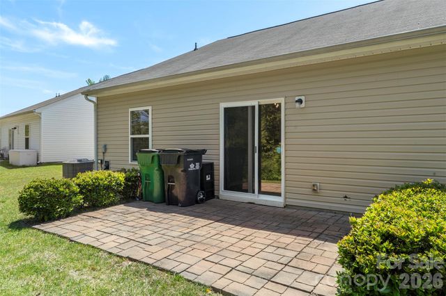 7318 Cuddington Drive, Charlotte, NC 28215