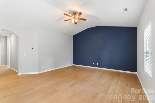 7318 Cuddington Drive, Charlotte, NC 28215