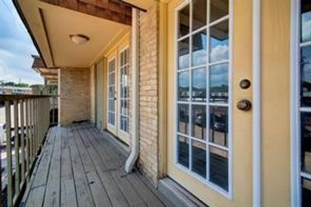 5924 Birchbrook Drive 215, Dallas, TX 75206