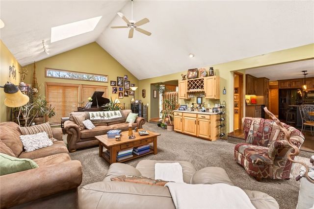 49 Wood Run Circle, Greece, NY 14612