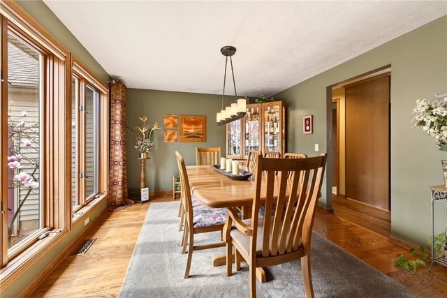 49 Wood Run Circle, Greece, NY 14612