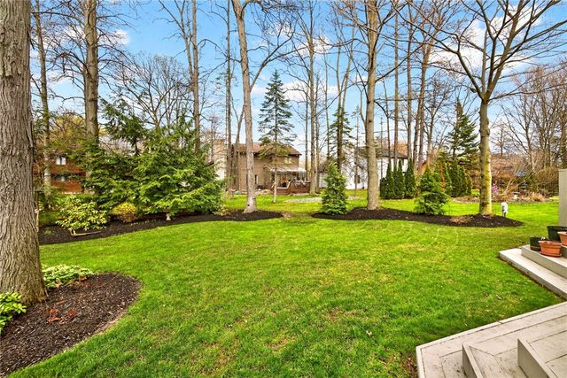 49 Wood Run Circle, Greece, NY 14612