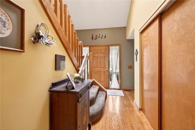 49 Wood Run Circle, Greece, NY 14612