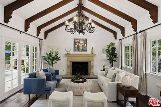 15938 Valley Vista Boulevard, Los Angeles, CA 91436