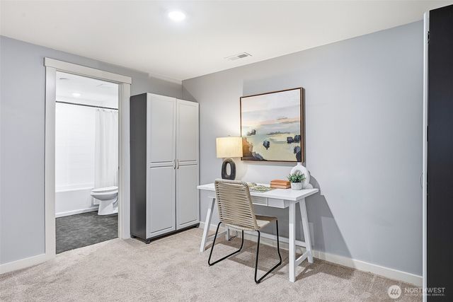 6534 19th Avenue NE, Seattle, WA 98115