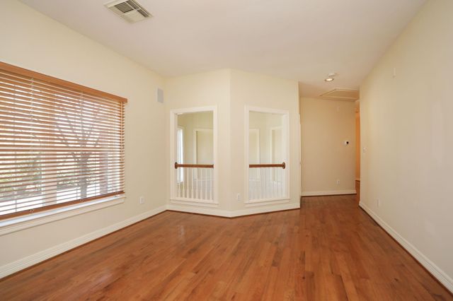 106 N Wynden Estates Court, Houston, TX 77056