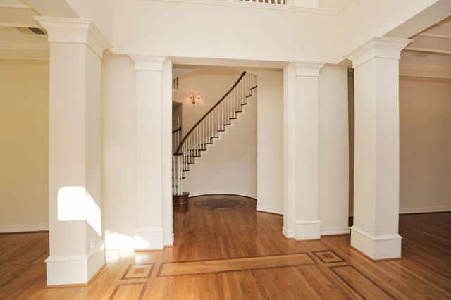 106 N Wynden Estates Court, Houston, TX 77056