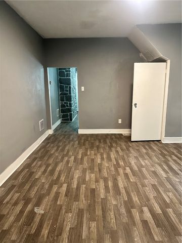 214 Fleet St, Rankin, PA 15104