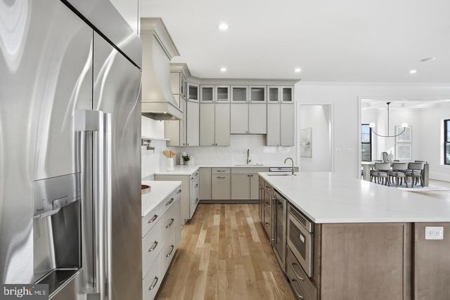 6512 WILLIAMSBURG BLVD, Arlington, VA 22213