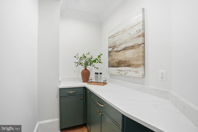 6512 WILLIAMSBURG BLVD, Arlington, VA 22213