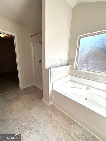 197 Weymouth Drive, Locust Grove, GA 30248