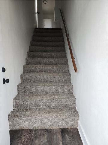 415 W Poplar Street B, Rogers, AR 72756