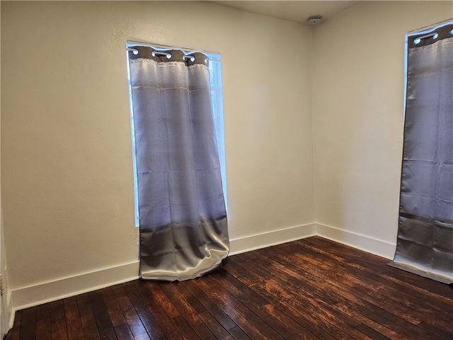 415 W Poplar Street B, Rogers, AR 72756