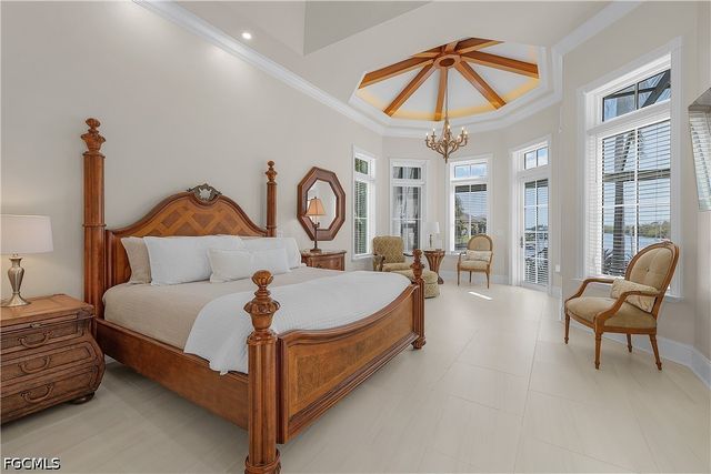 1526 Hermitage LN, Cape Coral, FL 33914