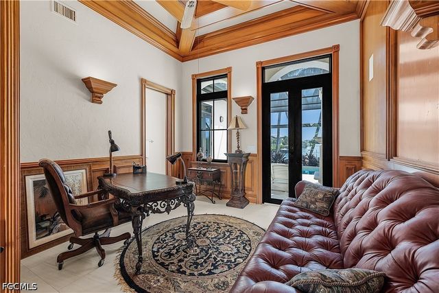 1526 Hermitage LN, Cape Coral, FL 33914