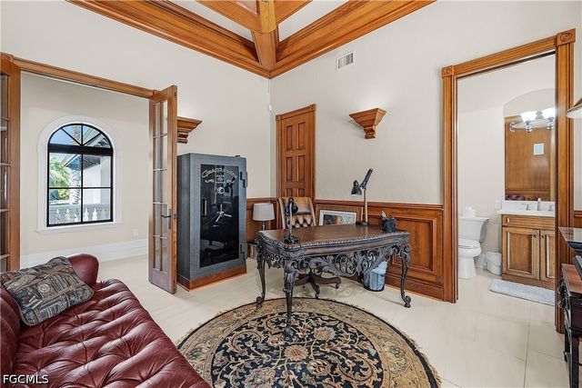 1526 Hermitage LN, Cape Coral, FL 33914