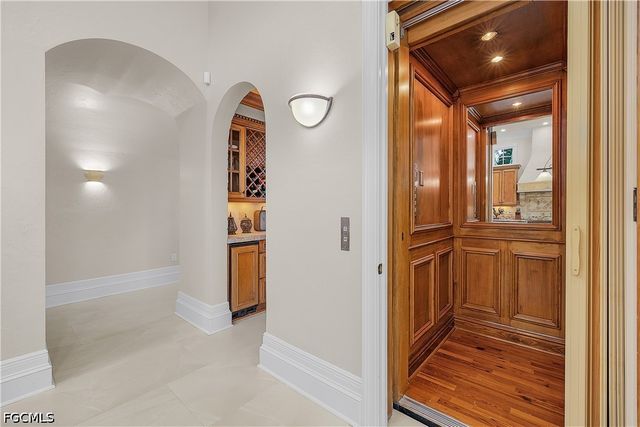 1526 Hermitage LN, Cape Coral, FL 33914