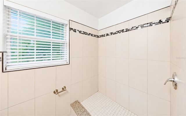 1715 SUNSET DRIVE, Longwood, FL 32750