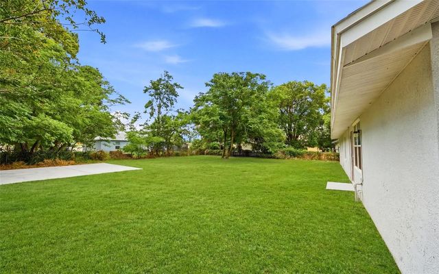 1715 SUNSET DRIVE, Longwood, FL 32750