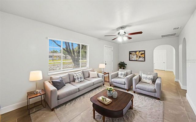 1715 SUNSET DRIVE, Longwood, FL 32750