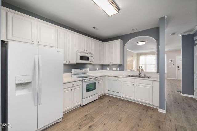 4424 Sugarbend Way, Raleigh, NC 27606