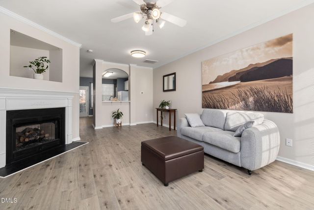 4424 Sugarbend Way, Raleigh, NC 27606