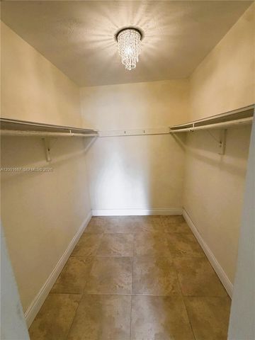 7483 SW 82nd St A102, Miami, FL 33143