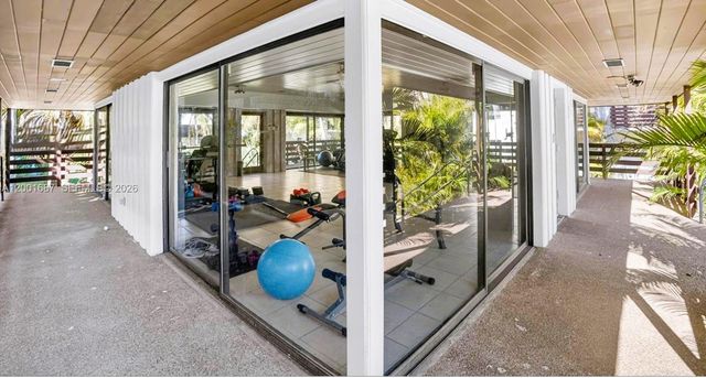 7483 SW 82nd St A102, Miami, FL 33143