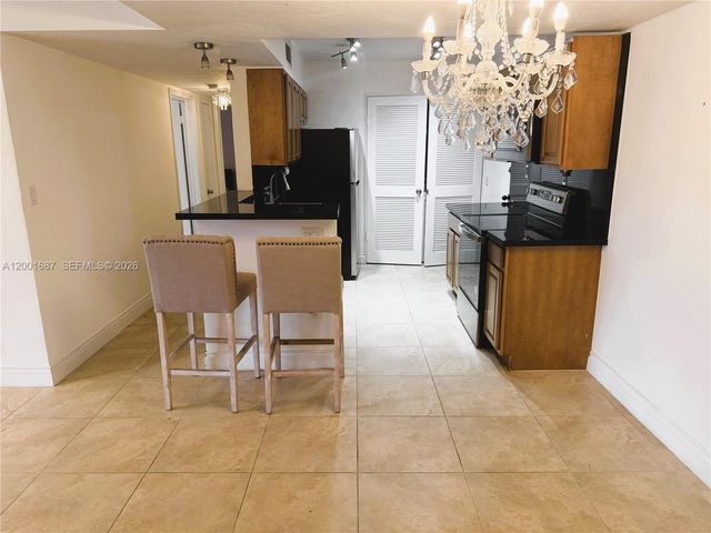 7483 SW 82nd St A102, Miami, FL 33143