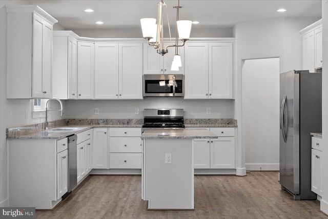 1 INDIANTOWN RD, King George, VA 22485