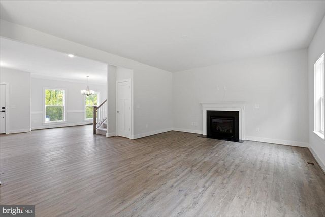 1 INDIANTOWN RD, King George, VA 22485