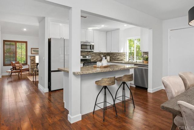 12940 Calle De Las Rosas, San Diego, CA 92129