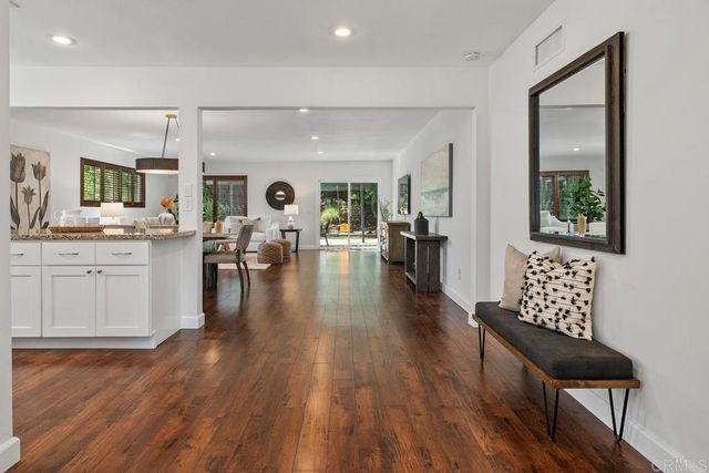 12940 Calle De Las Rosas, San Diego, CA 92129