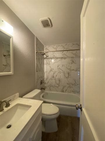 3803 Poinsettia Drive, Dallas, TX 75211