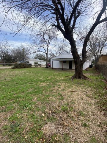 3803 Poinsettia Drive, Dallas, TX 75211