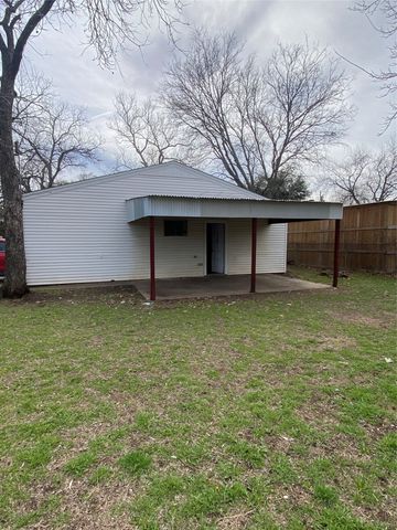 3803 Poinsettia Drive, Dallas, TX 75211