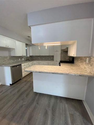 3803 Poinsettia Drive, Dallas, TX 75211