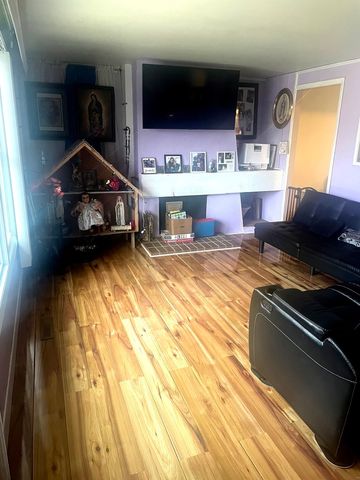 1852 Center Drive, Carpentersville, IL 60110