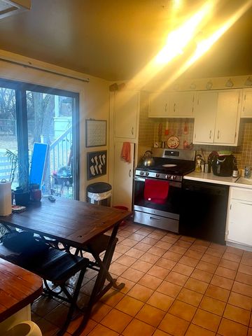 1852 Center Drive, Carpentersville, IL 60110