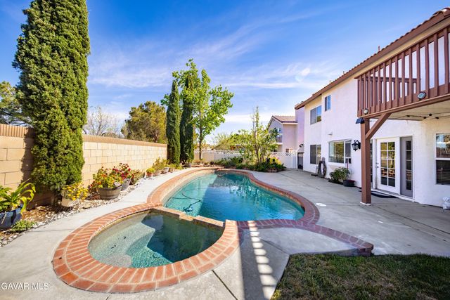 39216 Beacon Lane, Palmdale, CA 93551