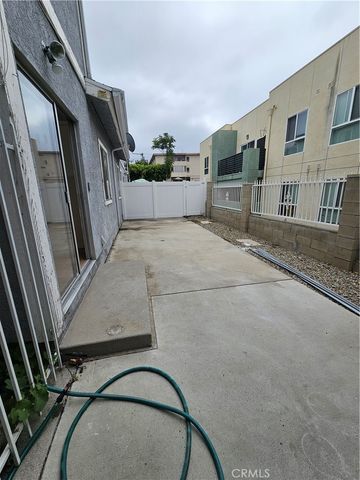 7124 Valmont Street 5, Tujunga, CA 91042