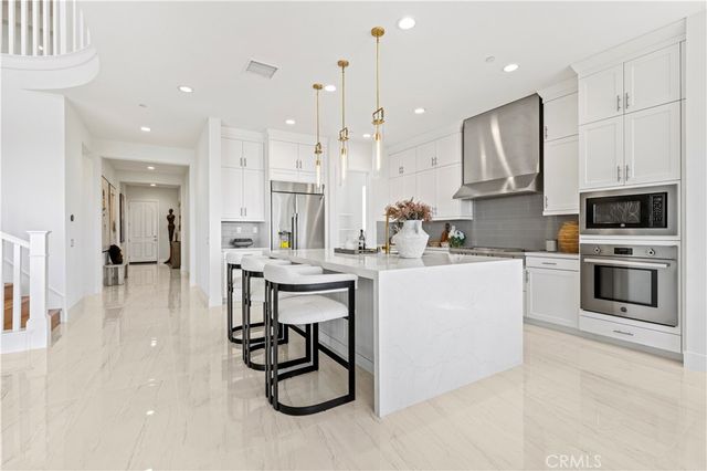 1186 Viejo Hills Dr, Lake Forest, CA 92610