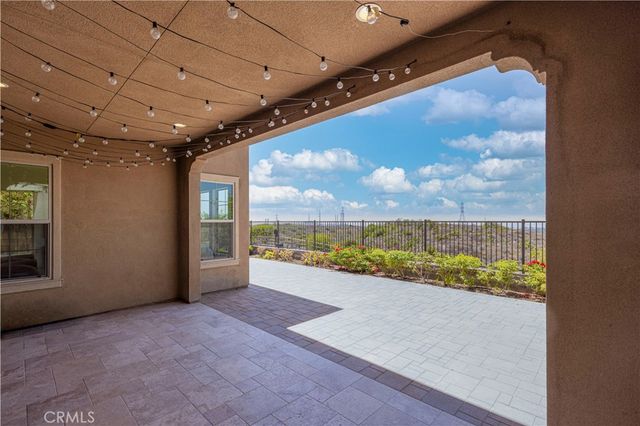 1186 Viejo Hills Dr, Lake Forest, CA 92610