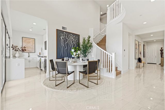 1186 Viejo Hills Dr, Lake Forest, CA 92610