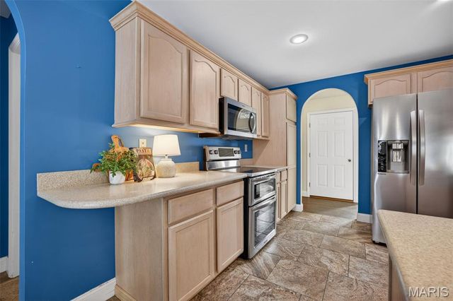 1601 Broadsword Lane, Lake St Louis, MO 63367