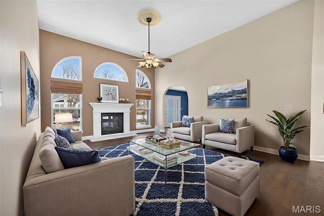 1601 Broadsword Lane, Lake St Louis, MO 63367