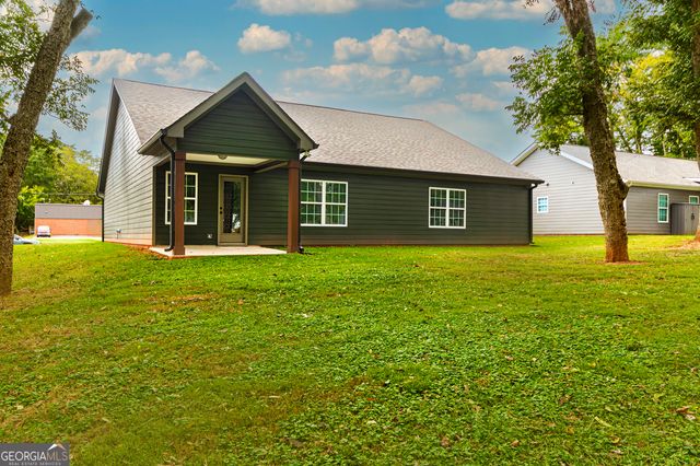 72 S Main Street, Maysville, GA 30558